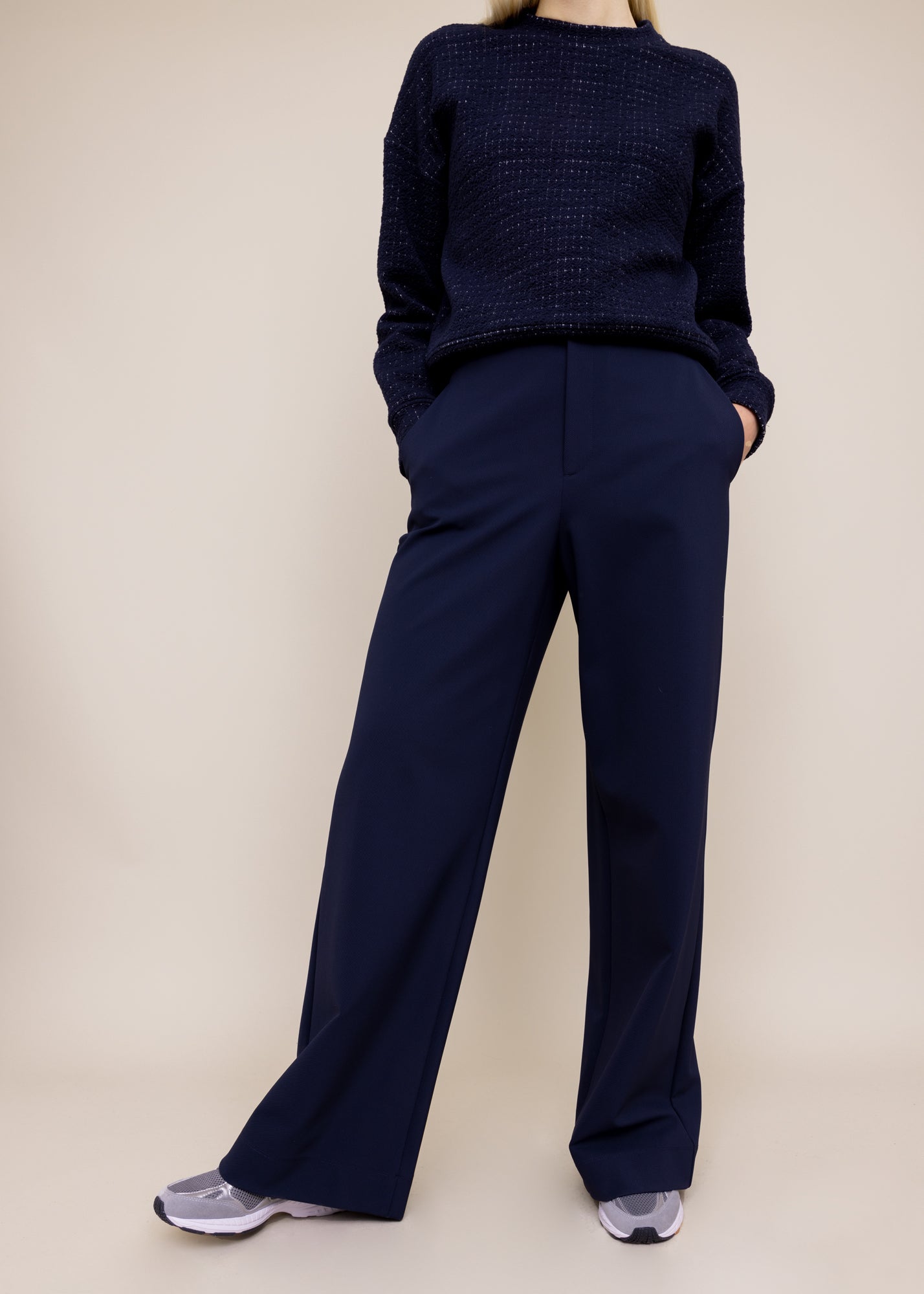 tailored-twill-broek_179-36