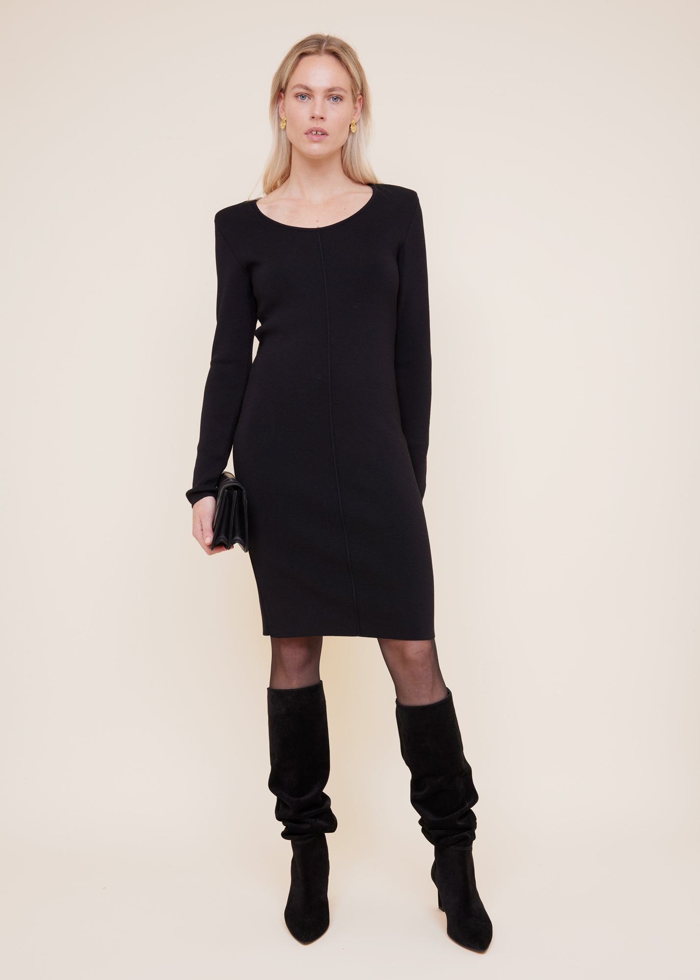 jurk-strong-shoulder-knit-dres_179-36