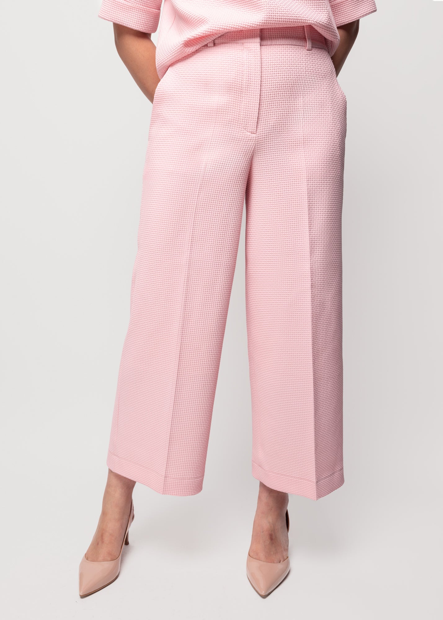 wafel-culotte-roze_173-36